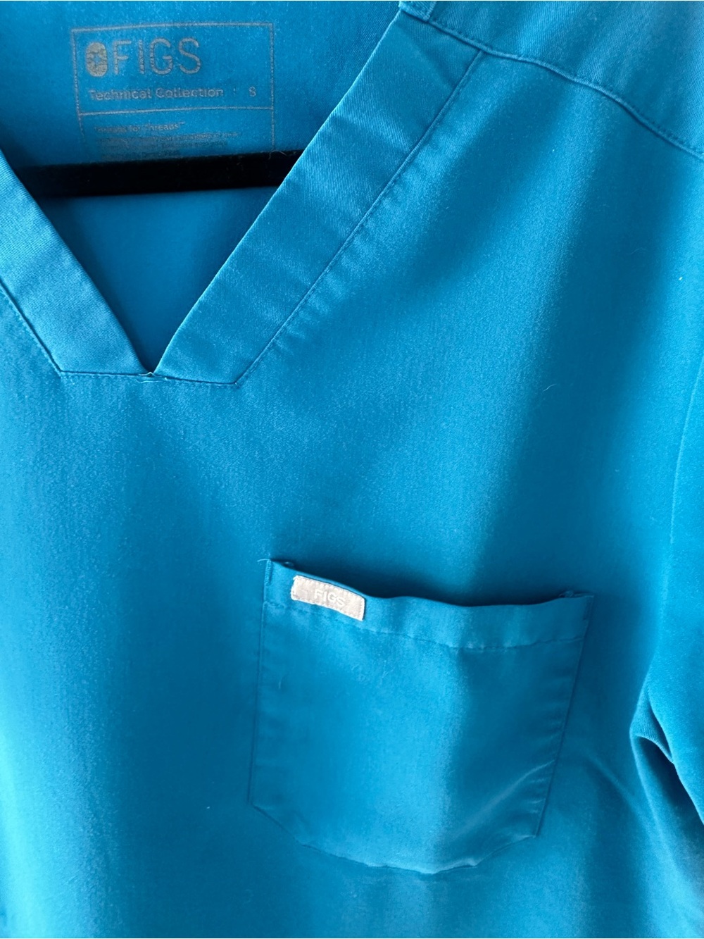 FIGS Men’s Alpine Blue Scrub Set- Top S/ Bottom XS - Picture 8 of 12